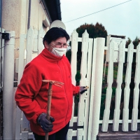 gardener retiree - kertészkedő nyugdíjas